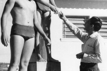 Foto - Galeria de Fotos - AEM 1959