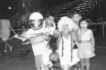 Foto - Galeria de Fotos - Bloco dos Loucos - 1995