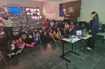 CONSCIENTIZAÇÃO DO MEIO AMBIENTE COM AS CRIANÇAS DA ASPASE