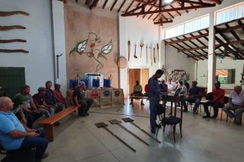 PREFEITURA MUNICIPAL E CORPO DE BOMBEIROS REALIZAM CURSO DE PREVENÇÃO E COMBATE DE INCÊNDIO EM FAZENDAS DE MOCOCA