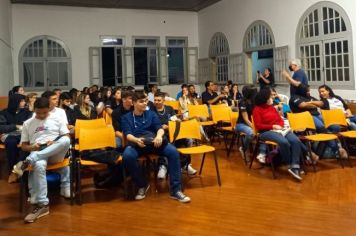 SESSÃO DE CINEMA NA CASA DE CULTURA “ROGÉRIO CARDOSO”