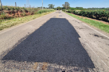 OPERAÇÃO TAPA BURACOS CONTINUA PELAS RUAS DE MOCOCA