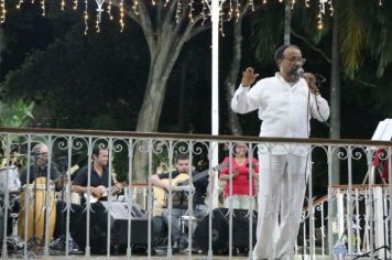 SHOW DO CHICO MENDES ACONTECEU NESTE SÁBADO (19) NA PRAÇA DA MATRIZ EM MOCOCA 