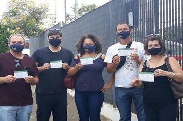 AGENTES DE SEGURANÇA PÚBLICA DE MOCOCA FORAM IMUNIZADOS CONTRA O CORONAVÍRUS EM SÃO JOÃO DA BOA VISTA.