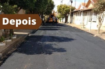 PREFEITURA REALIZA REGULARIZAÇÃO ASFÁLTICA DA RUA VICENTE SOARES.