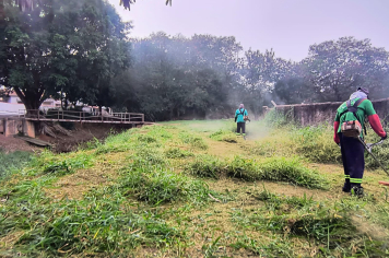 LIMPEZA GERAL EM VÁRIOS PONTOS DE MOCOCA 