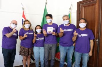 PREFEITURA REALIZA REUNIÃO COM GRUPO MOVIMENTO ROXO