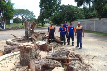 TRABALHO DE EXCELÊNCIA: EQUIPE DA DEFESA CIVIL DE MOCOCA REALIZA DIARIAMENTE A MANUTENÇÃO E VISTORIA PREVENTIVA NAS VICINAIS DO MUNICÍPIO