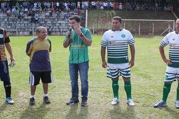 Prefeito de Mococa, Delegado Wanderley, participa de jogo comemorativo aos 98 anos do Radium Futebol Clube