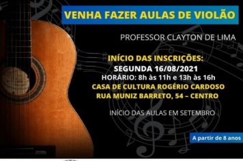 DEPARTAMENTO DE CULTURA E TURISMO OFERECE AULAS DE VIOLÃO.