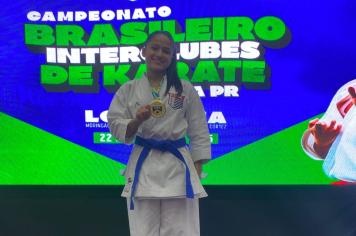 MOCOQUENSE É CAMPEÃ BRASILEIRA DE KARATÊ