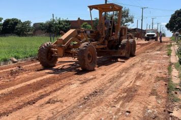 PREFEITURA INICIA REVITALIZAÇÃO NAS RUAS DO POR DO SOL