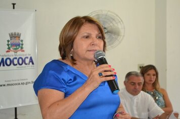 Maria Edna assina convênios com entidades do município; valor chega a R$4,6 milhões
