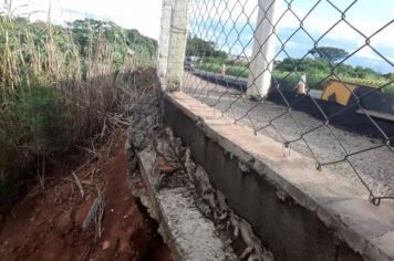 Prefeito de Mococa cobra soluções do Departamento de Estradas de Rodagem sobre erosão na Avenida Tiradentes