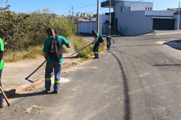 LIMPEZA GERAL EM VÁRIOS PONTOS DE MOCOCA 
