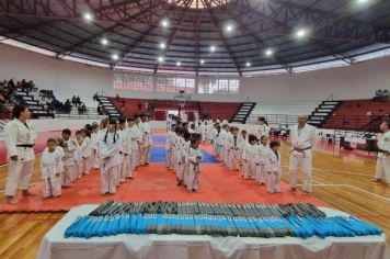 CERIMÔNIA DE TROCA DE FAIXAS DE JUDÔ DAS CRIANÇAS DO CREAS E DO CRAS
