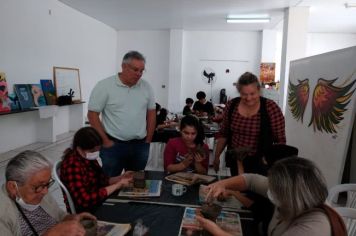 OFICINA DE ARGILA NA CASA DE CULTURA ROGÉRIO CARDOSO