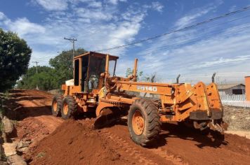 PREFEITURA REALIZA SERVIÇO DE INFRAESTRUTURA NA RUA SASSAKI MASSAO NO DISTRITO INDUSTRIAL II EM MOCOCA