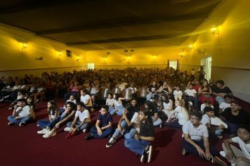 PROJETO GURI FECHA O SEMESTRE COM GRANDE APRESENTAÇÃO EM MOCOCA