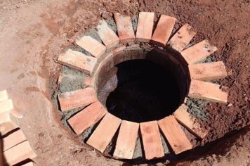 A PREFEITURA MUNICIPAL DE MOCOCA-SP EM PARCERIA COM A COMPANHIA DE SANEAMENTO BÁSICO DO ESTADO DE SÃO PAULO (SABESP) INICIOU AS MANUTENÇÕES DA REDE DE ESGOTO DO BAIRRO POR DO SOL 1