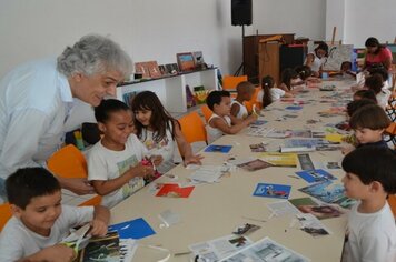 Escolas municipais trabalham a arte da reciclagem