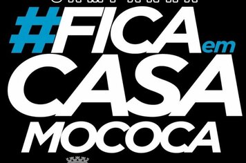 A orientação é ficar de 1 à 2 metros de distância de uma pessoa e outra nas filas.

A Prefeitura pede a compreensão de todos e informa que não é possível fiscalizar e autuar PESSOAS, o direito de ir e vir está expresso na constituição federal de 1988.
