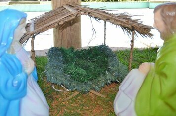 “Menino Jesus” é furtado de presépio na Praça da Matriz