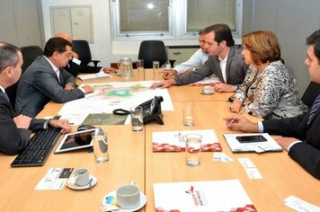 Maria Edna se reúne com o presidente da INVESTE São Paulo