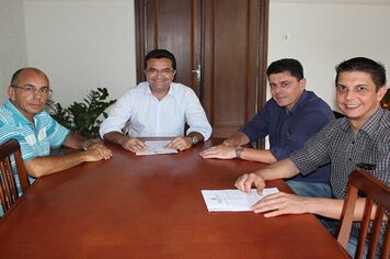 Prefeito de Mococa assina termo aditivo que garante repasse de R$ 850 mil/ano a duas entidades