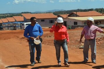 Prefeita visita obras do Conjunto Habitacional “Gildo Geraldo”