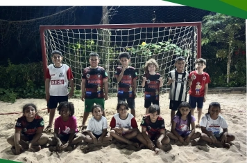 HANDEBOL OFERECE AULAS A PARTIR DOS 3 ANOS