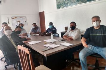 RETORNO DE REEDUCANDOS NO AUXÍLIO DA LIMPEZA NA CIDADE