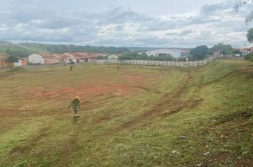 SERVIÇOS DE LIMPEZA NO BAIRRO JOSÉ JUSTI