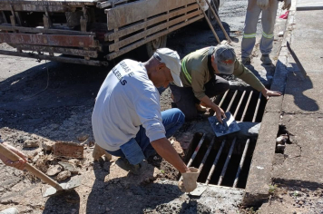  SERVIÇO DE INSTALAÇÃO DE FERRAGENS EM BUEIROS NO BAIRRO JARDIM ALVORADA 