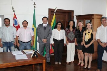 Departamento Jurídico da Prefeitura de Mococa realiza reunião com prefeito para otimizar trabalho