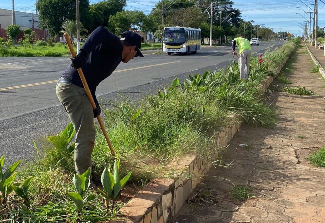 LIMPEZA PRAÇA DA CIDADANIA E JARDIM ITÁLIA