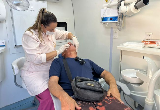 ATENÇÃO MOCOCA - TRAILER DA ODONTOLOGIA NA PRAÇA EM FRENTE O GABINETE DA PREFEITURA