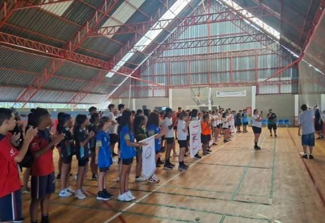 JOGOS ESCOLARES DA CIDADE- CERIMONIAL DE ABERTURA E BOLA ROLANDO