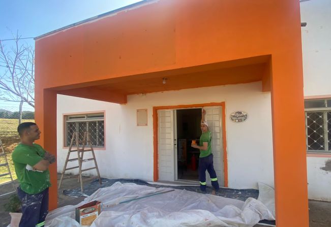 REFORMA A TODO VAPOR NA ESCOLA MUNICIPAL DE MOCOCA