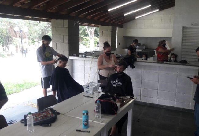 PREFEITURA, ESCOLA DE CABELEIREIRO STUDIO WS E ROTARY OFERECEM CURSO PROFISSIONALIZANTE