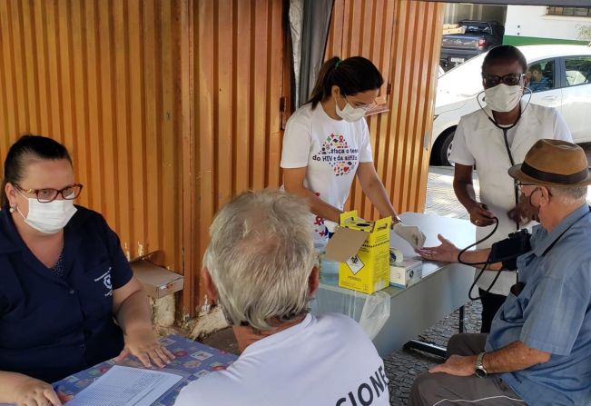 PREVENÇÃO À SAÚDE: AÇÃO COMUNITÁRIA IDENTIFICA PACIENTES HIPERTENSOS