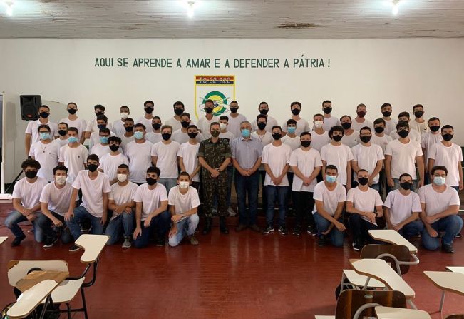 PREFEITO PARTICIPA DE ENCONTRO DE INICIAÇÃO DOS ATIRADORES DE 2022 DO TG