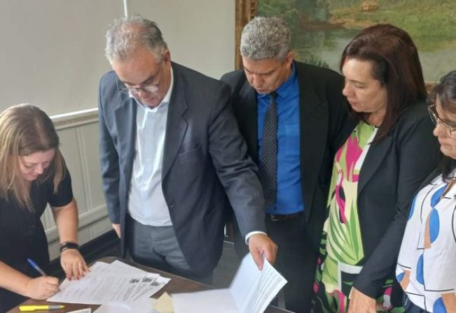 PREFEITURA E CÂMARA MUNICIPAL ATUAM EM CONJUNTO EM BUSCA DE EMENDAS PARLAMENTARES PARA MOCOCA 