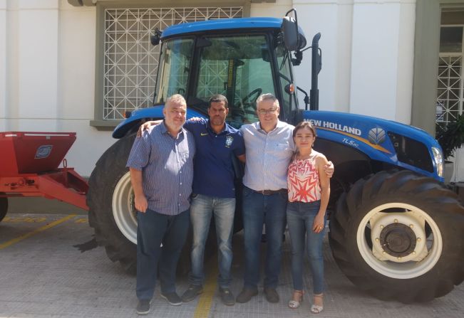 PREFEITURA MUNICIPAL DE MOCOCA CONQUISTA MAIS UM MAQUINÁRIO