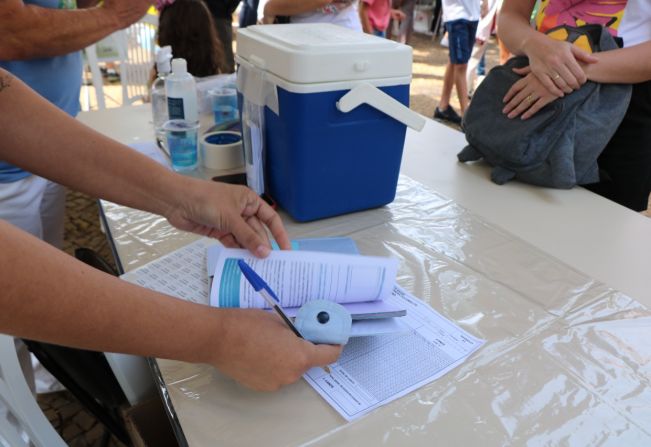 PREFEITURA MUNICIPAL DE MOCOCA PROMOVE VACINAÇÃO DE POLIOMELITE NO DESFILE DE SETE DE SETEMBRO