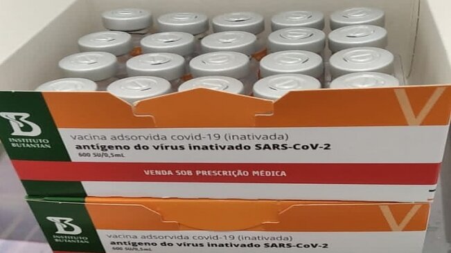 MOCOCA RECEBE LOTE DE 1.630 DOSES DE VACINA CONTRA A COVID-19.

Na manhã desta quinta-feira, 18, o Departamento de Saúde Municipal de Mococa recebeu um lote de 1.630 doses do imunizante CORONAVC.

Estas vacinas serão usadas pela equipe da Vigilância E