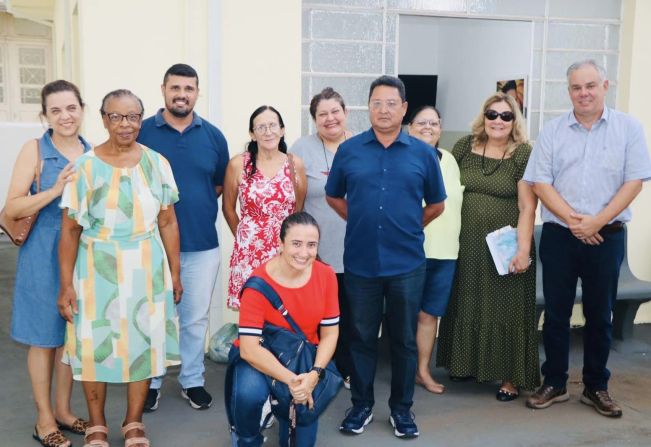 REUNIÕES NA “CASA DOS CONSELHOS” FORTALECE E FACILITA A COMUNICAÇÃO ENTRE COMUNIDADE E PREFEITURA