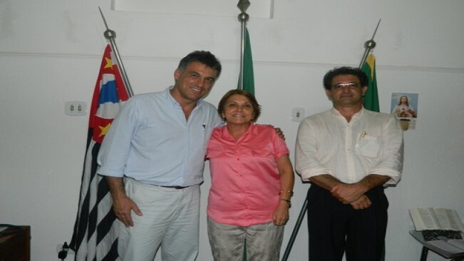 CAMPANHA CONTRA A DENGUE >>