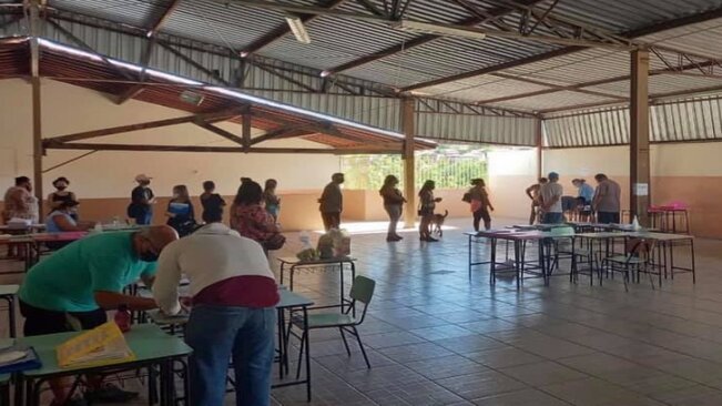 PREFEITURA DE MOCOCA DISTRIBUI 3 800 KITS MERENDA PARA OS ALUNOS DA REDE MUNICIPAL.