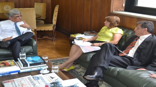 Maria Edna oficializa pedido de área do Estado para criação de Distrito Industrial em Mococa